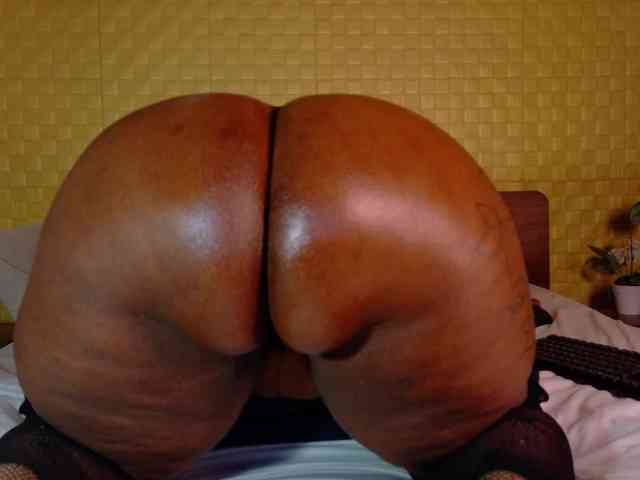 curvynaomhy webcam