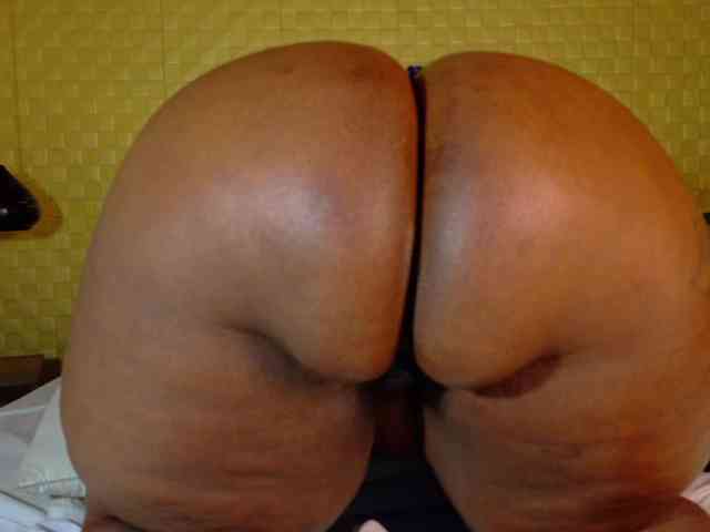 curvynaomhy webcam