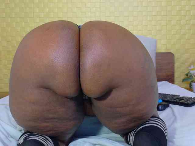 curvynaomhy webcam
