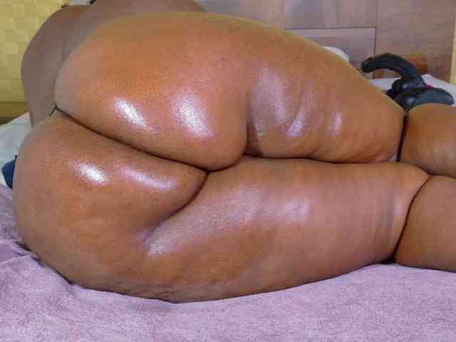 curvynaomhy webcam