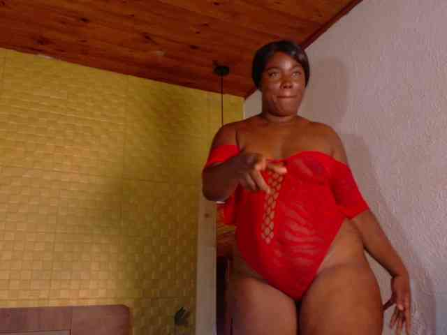 curvynaomhy webcam