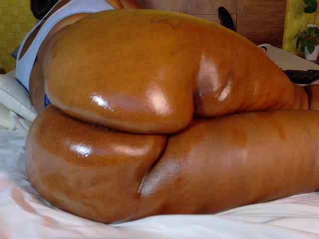 curvynaomhy webcam