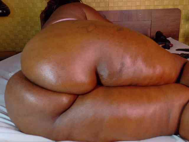 curvynaomhy webcam