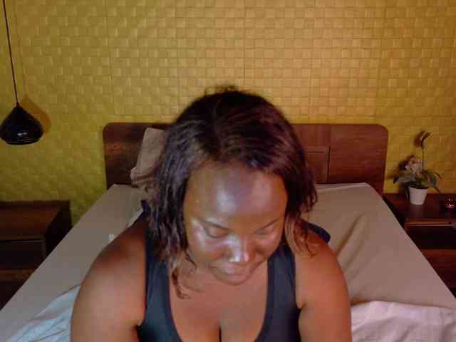 curvynaomhy webcam