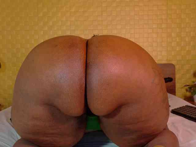 curvynaomhy webcam