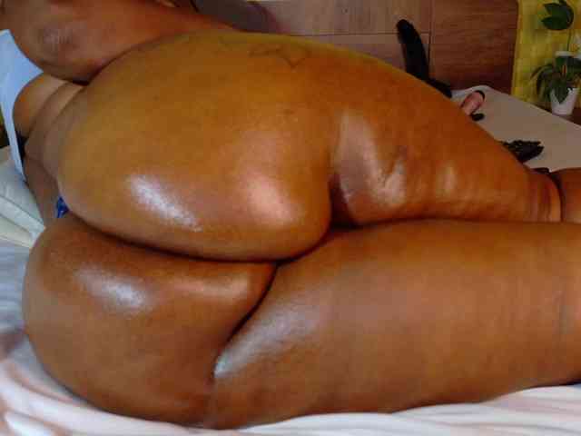 curvynaomhy webcam