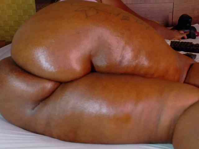 curvynaomhy webcam