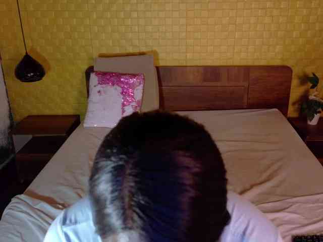 curvynaomhy webcam