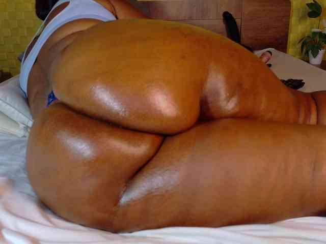 curvynaomhy webcam
