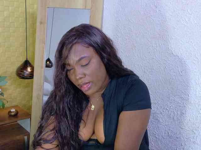 curvynaomhy webcam