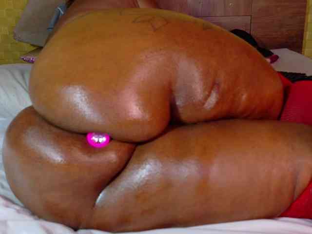 curvynaomhy webcam