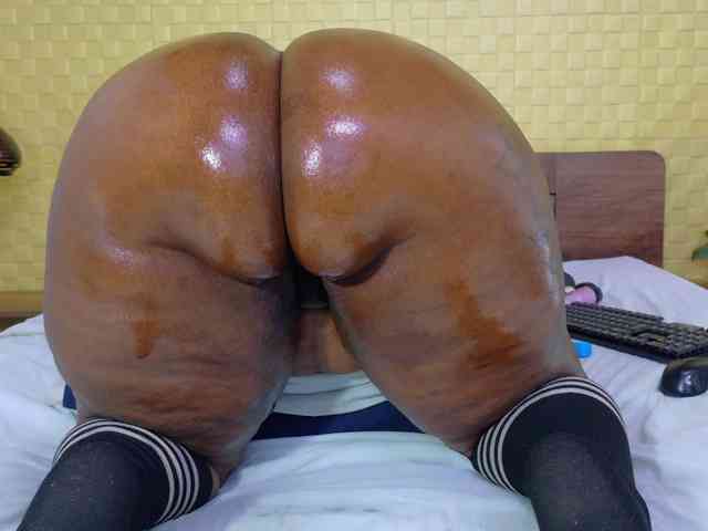 curvynaomhy webcam
