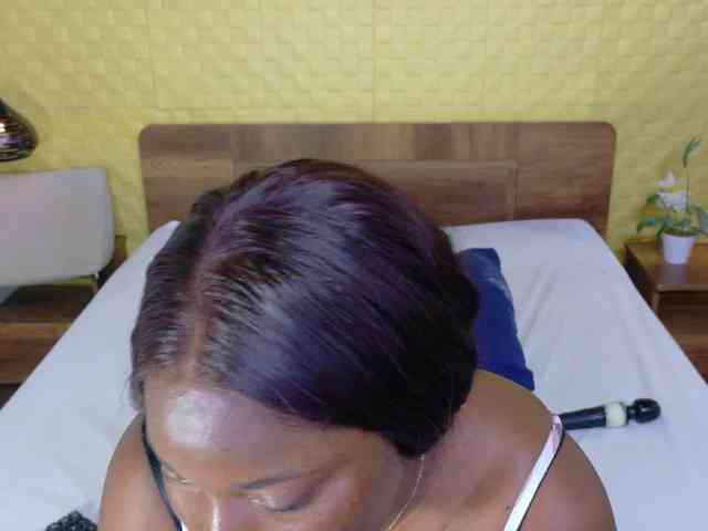 curvynaomhy webcam