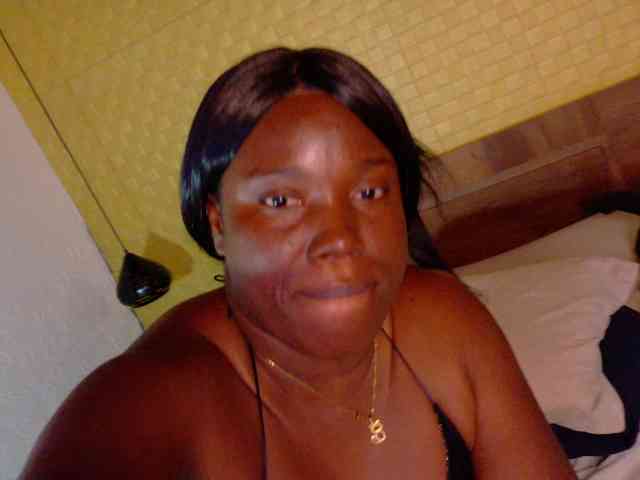 curvynaomhy webcam