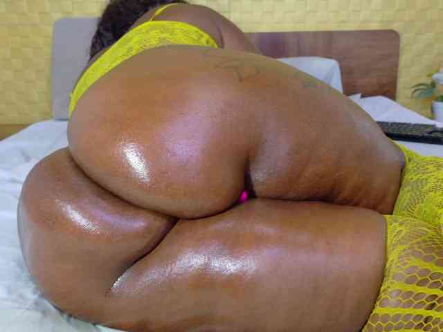 curvynaomhy webcam