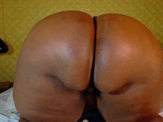 curvynaomhy webcam