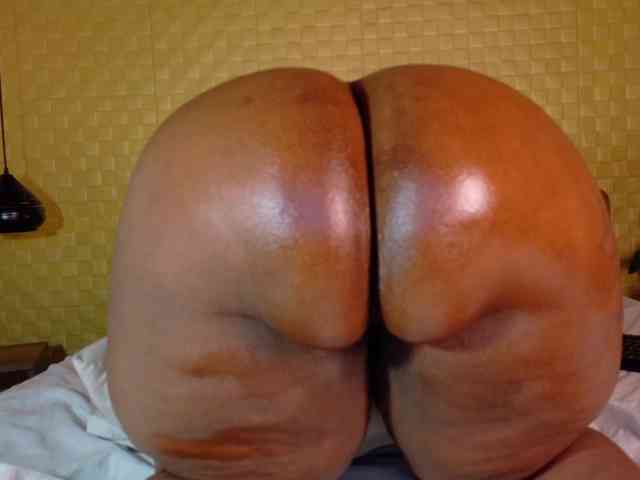 curvynaomhy webcam