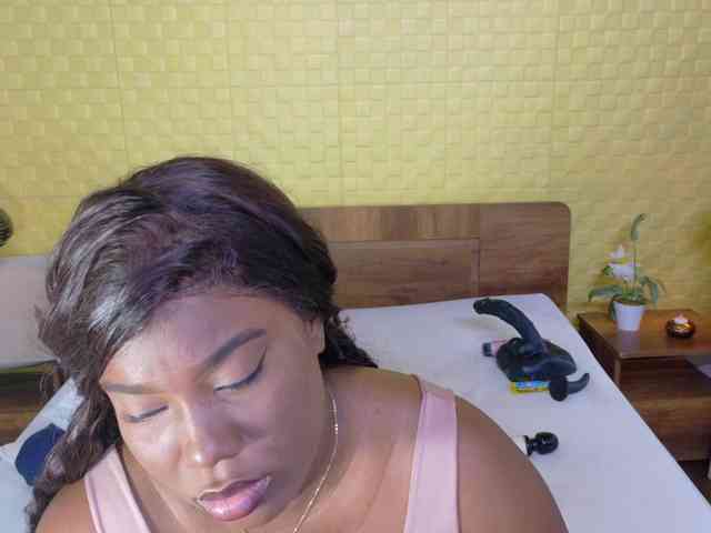 curvynaomhy curvynaomhy