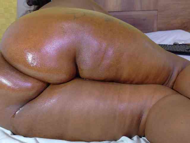 curvynaomhy webcam
