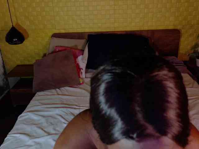 curvynaomhy webcam