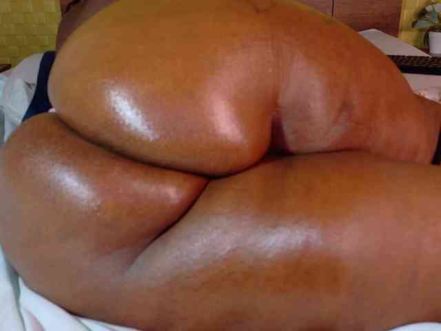 curvynaomhy webcam