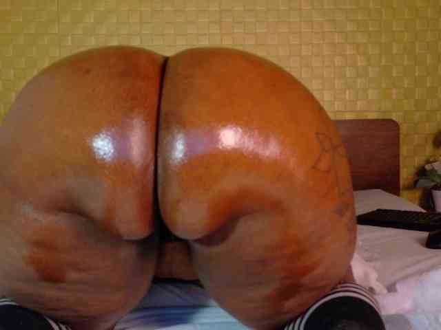 curvynaomhy webcam