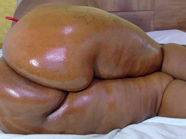 curvynaomhy webcam