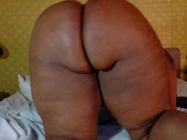 curvynaomhy webcam