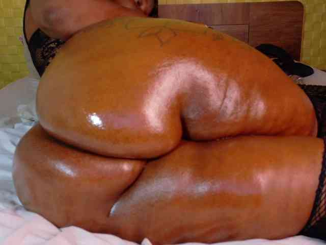 curvynaomhy webcam