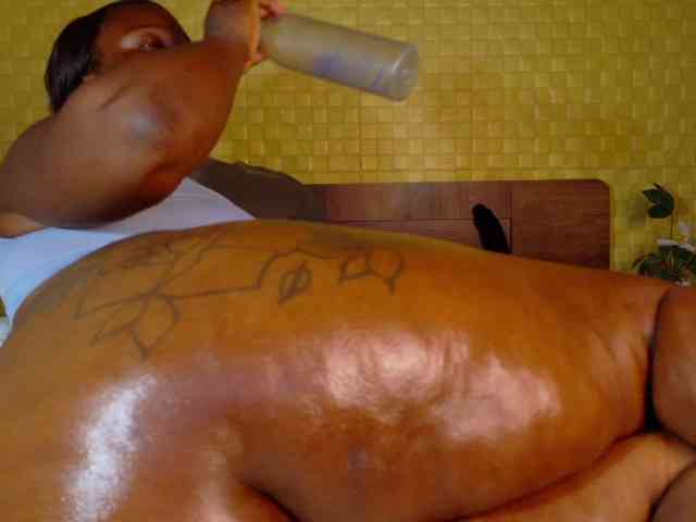 curvynaomhy webcam