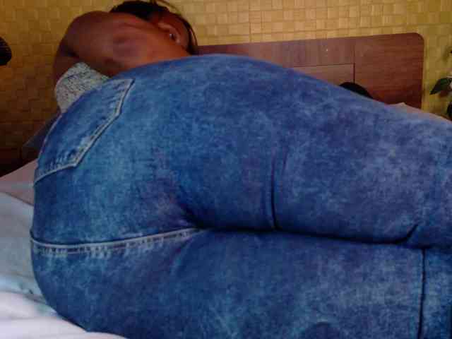 curvynaomhy webcam