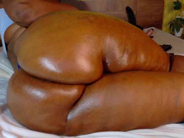 curvynaomhy webcam