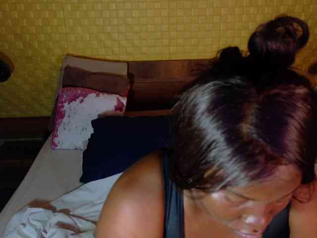 curvynaomhy webcam