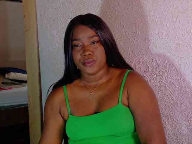 curvynaomhy webcam