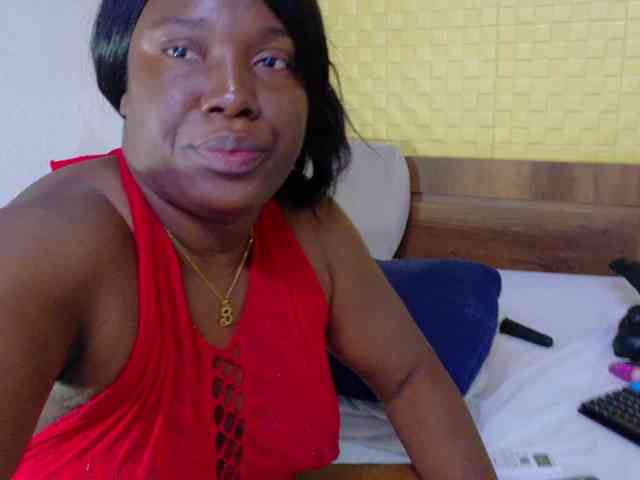 curvynaomhy webcam