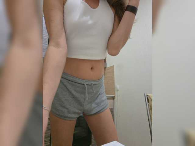 Mia-Carnival live cam on BongaCams