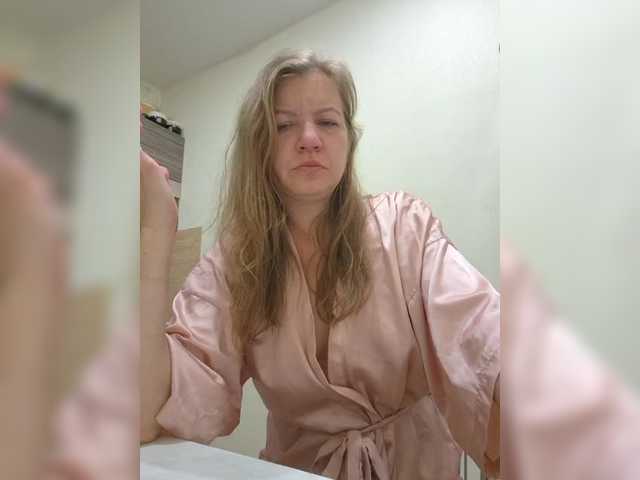 Mia-Carnival live cam on BongaCams