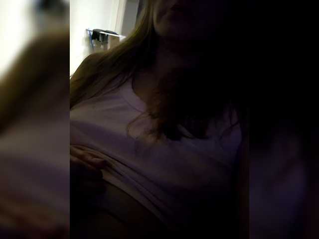 Mia-Carnival live cam on BongaCams
