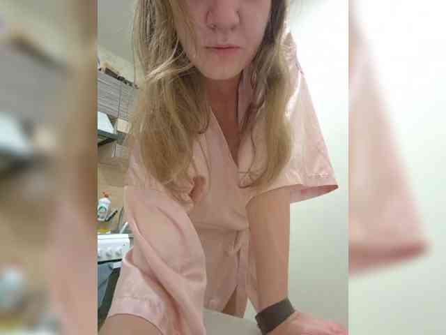 Mia-Carnival webcam