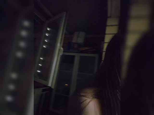 Mia-Carnival webcam