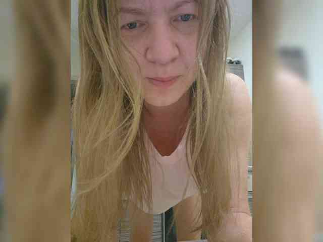 Mia-Carnival webcam
