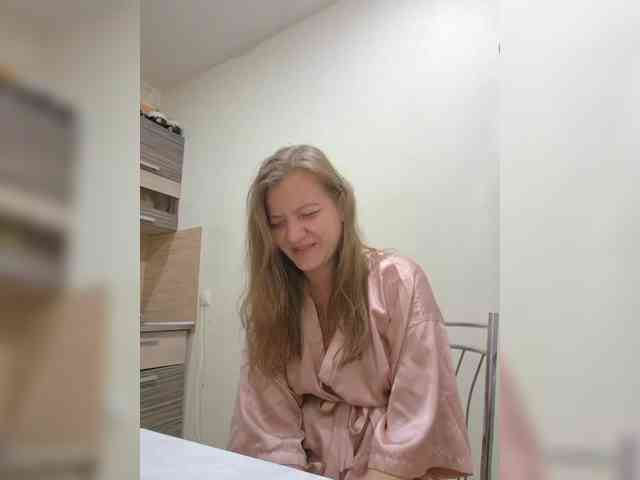 Mia-Carnival webcam