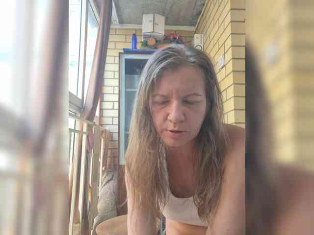 Mia-Carnival webcam