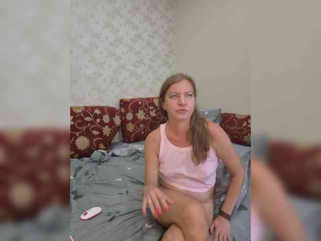 Mia-Carnival webcam