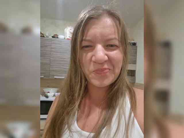 Mia-Carnival webcam
