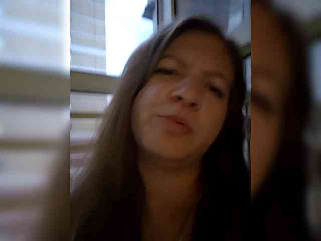 Mia-Carnival webcam