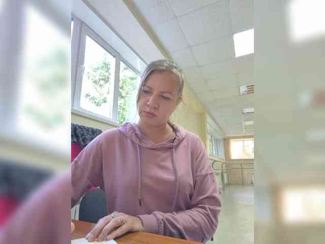 Mia-Carnival webcam