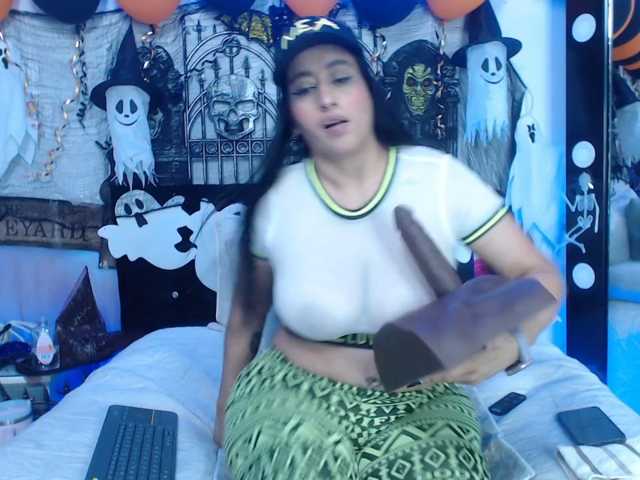 cataleya-campos live cam on BongaCams