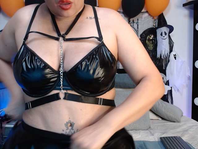 cataleya-campos live cam on BongaCams