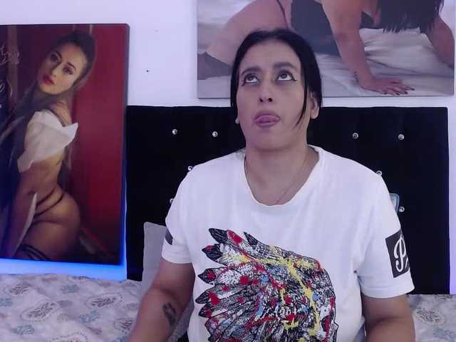 cataleya-campos live cam on BongaCams